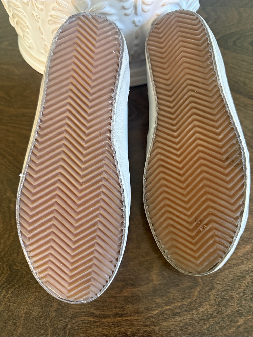 Golden Goose GGOB SSTAR White Leather Sneakers with Pink Trim and Gray Star - Picture 5 of 6